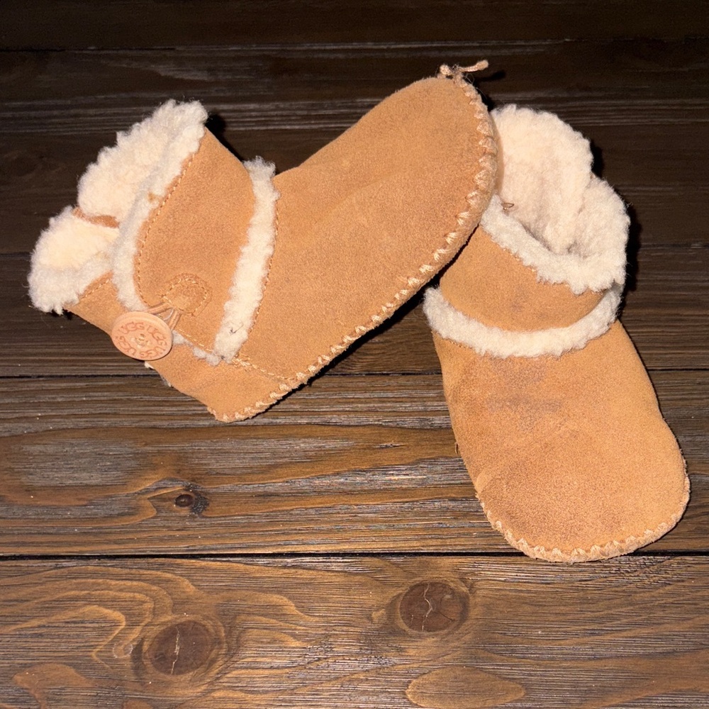 UGG Lenny II Bootie